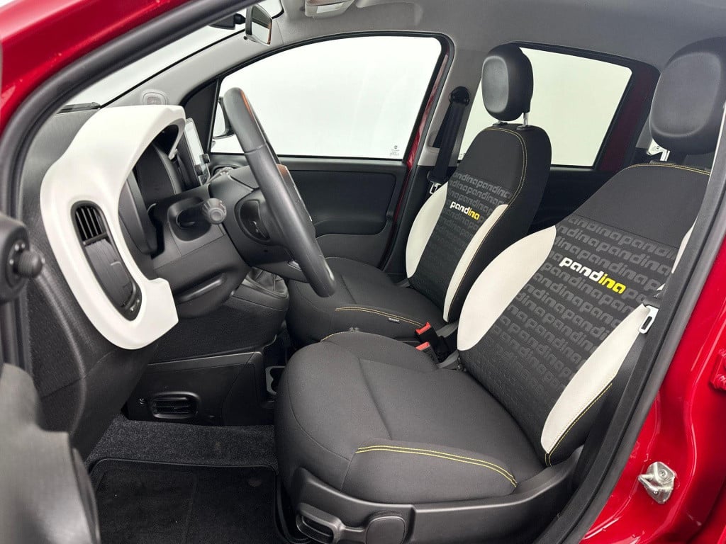 Fiat Panda 1.0 hybrid pandina | demonstratiemodel | uit voorraad leverbaar!