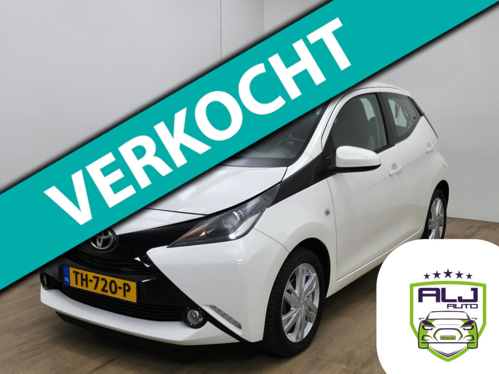 Toyota Aygo occasion met parkeercamera en weinig km | tweedehands toyota ay