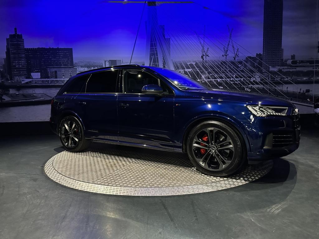 Audi Q7 55 tfsi e quattro pro line plus *luchtvering*hud*acc*pano*