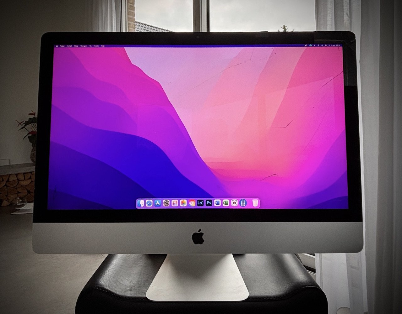 IMac 27 inch (late 2015) met gebarsten scherm, goed voor onderdelen