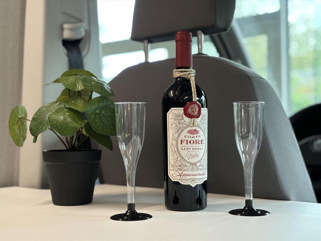 Volkswagen Transporter crafter 2.0tdi 177pk automaat grand california 600 |