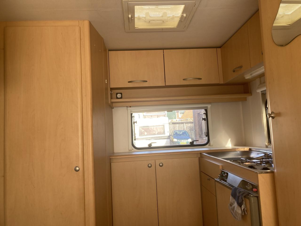 Nieuwstaat verkerende Delta uit 2001 - Truma kachel - Voortent