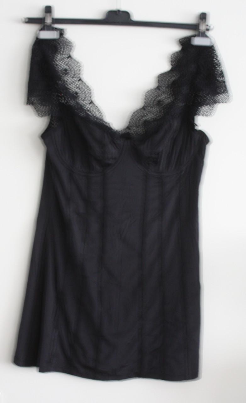 Zwarte onderjurkje met beugel en kanten mouwtjes maat l-xl