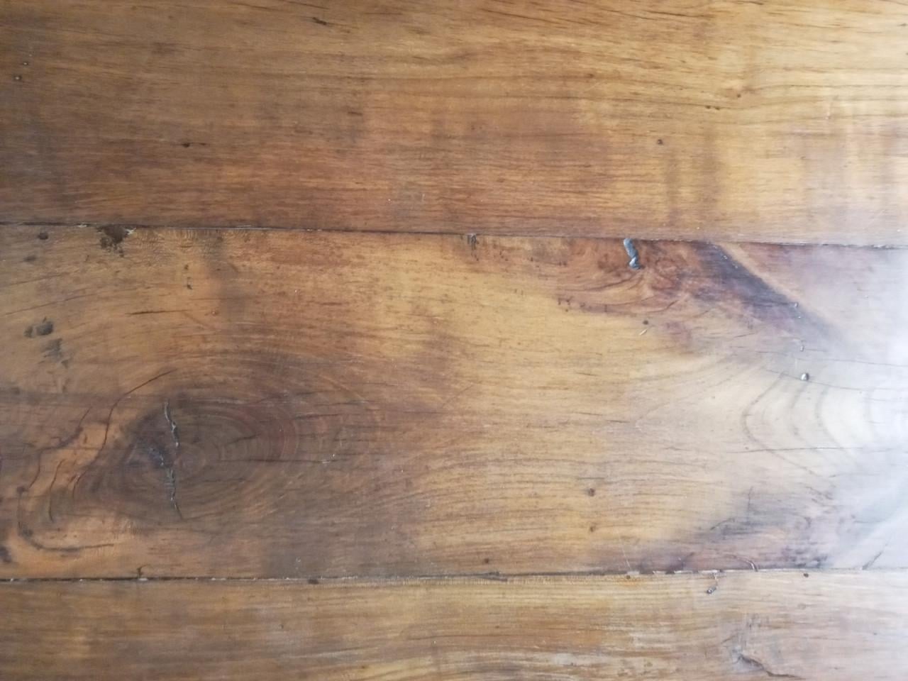 Antieke tafel