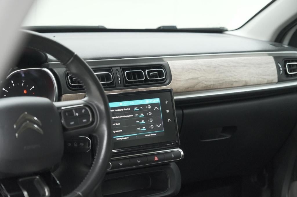 Citroen C3 puretech 82 shine | camera | parkeersensoren | navigatie | apple