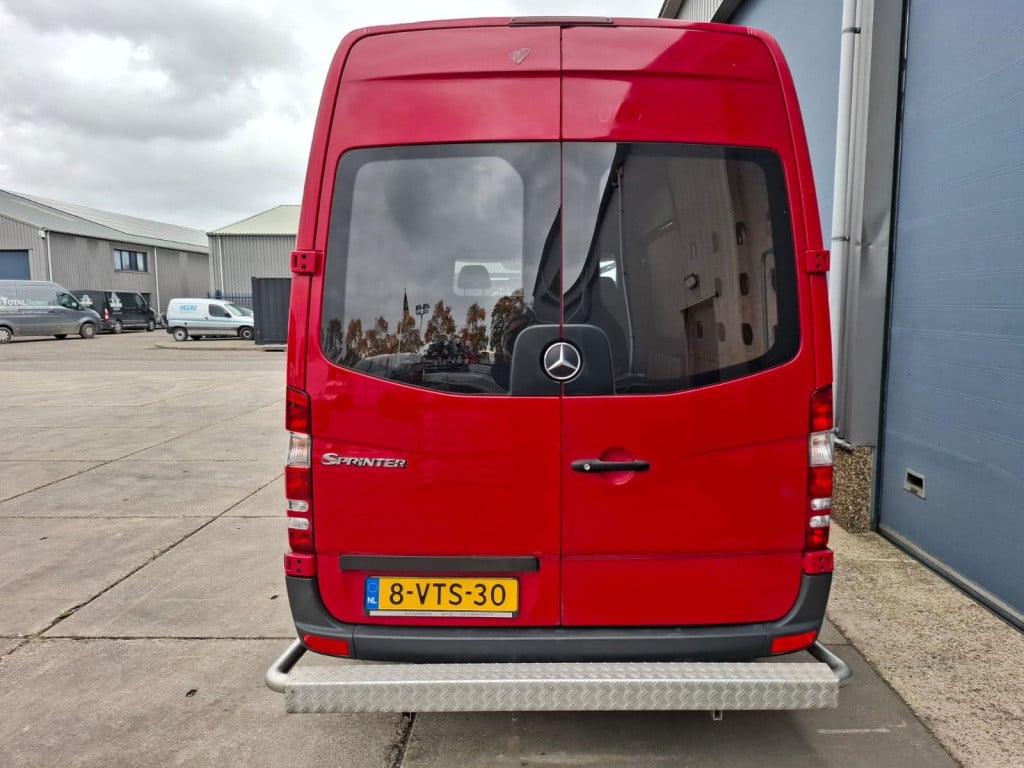 Mercedes-Benz Sprinter 210 2.2 cdi 366 hd 3 zits / side bars / perfect voor
