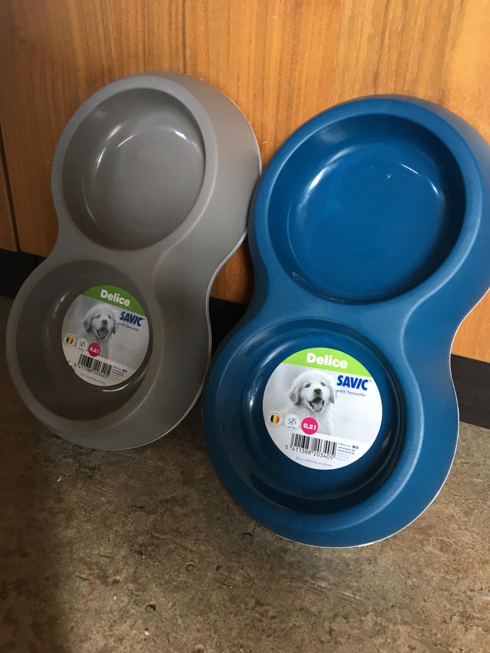 NIEUWE SAVIC Dubbele Bakjes Voer/Water!!