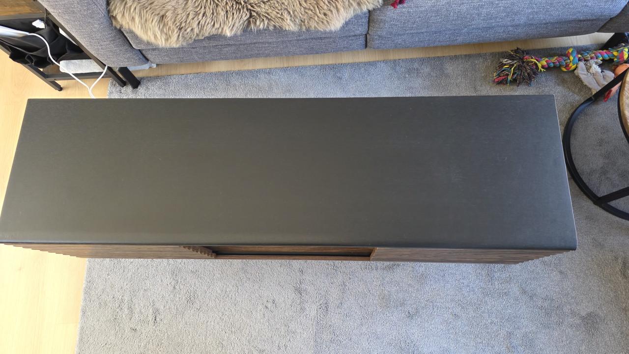 TV-meubel Model Perth van Beliani 140cm breed