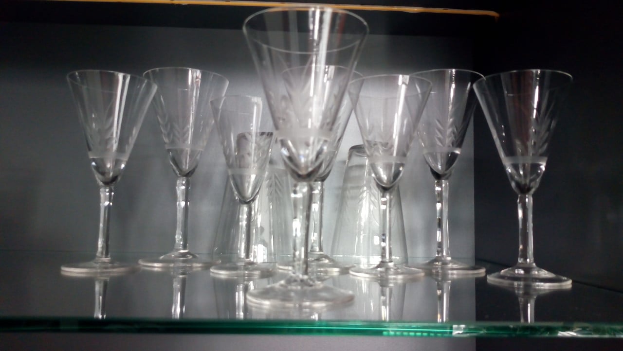 Ragfijn ca.100 jarig glasserviesje