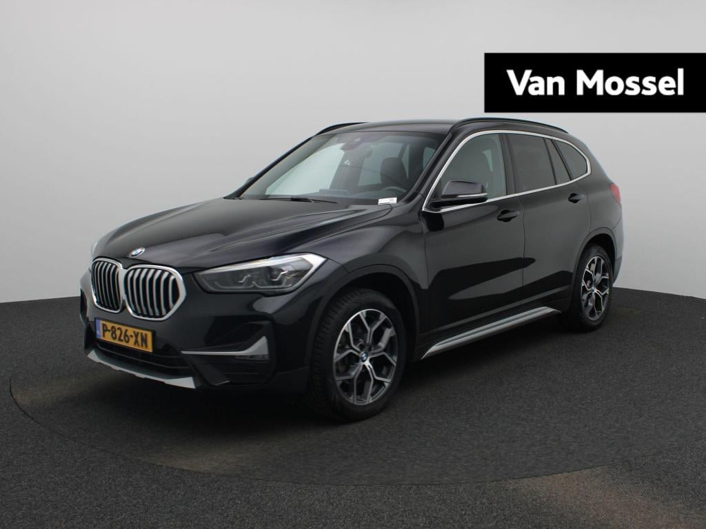 BMW X1 sdrive18i business edition | automaat | navigatie | head-up display