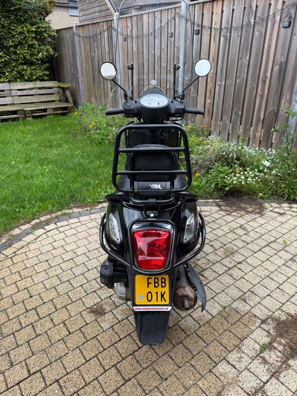 SYM FIDDLE 2 Scooter zwart, Goed Onderhouden