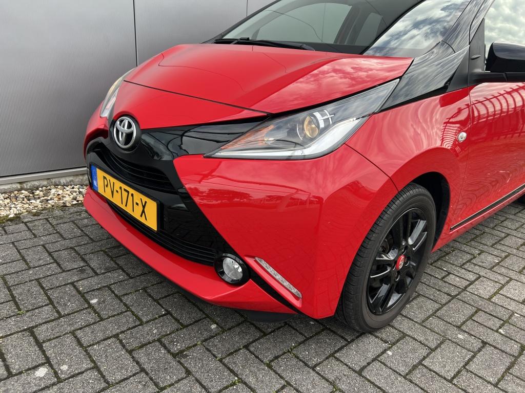 Toyota Aygo 1.0 vvt-i x-cite | nl auto | dealeronderhouden |