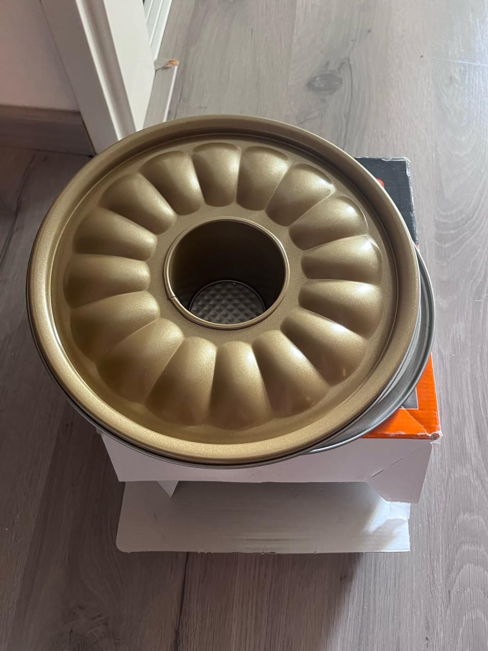 Springvorm met tulband-/buisinzet merk Berndes (26 cm)