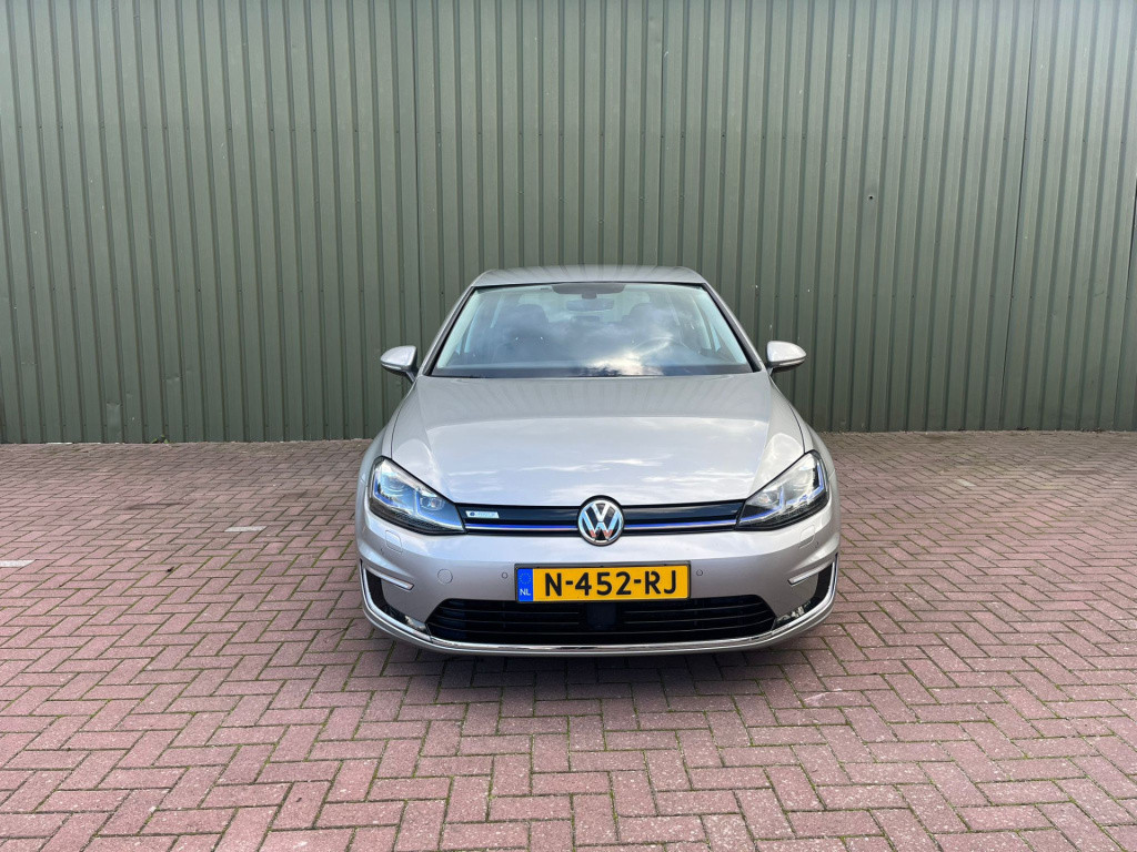 Volkswagen E-golf e-golf 136pk, virtual cockpit, apple carplay, navigatie