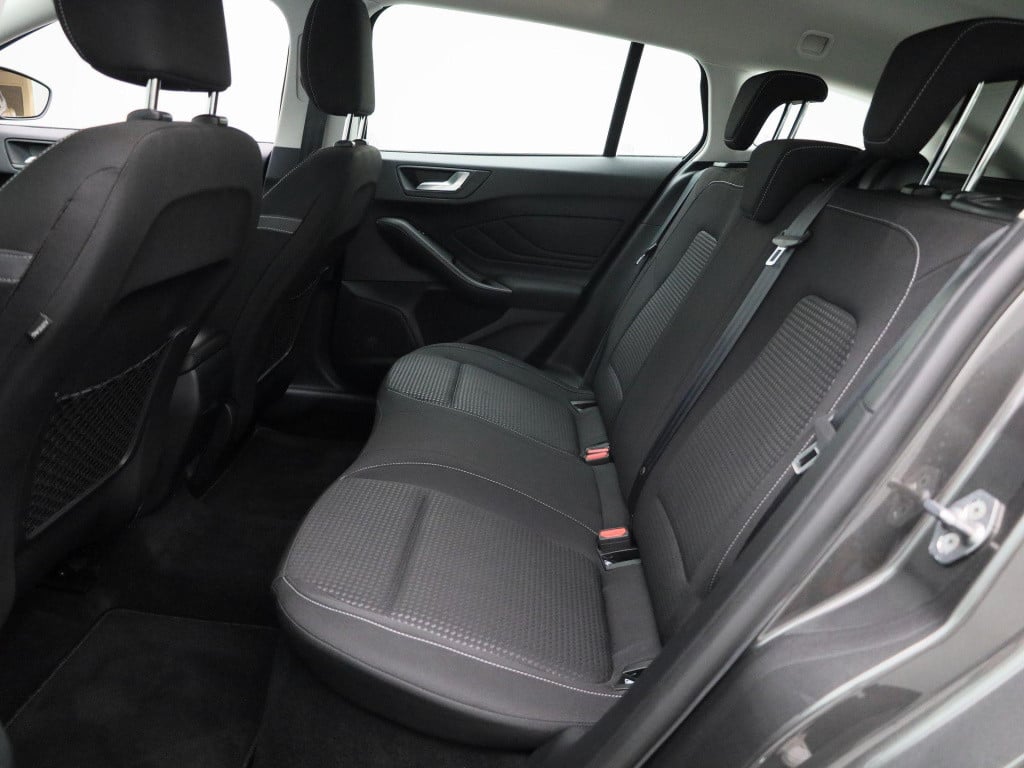 Ford Focus wagon 1.0 ecoboost hybrid connected | navigatie | cruise control