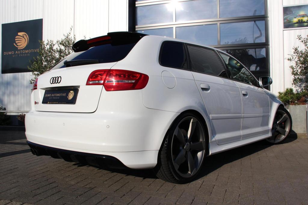 Audi Rs3 sportback 2.5tfsi quattro pro line s-tronic- youngtimer -ibis whit