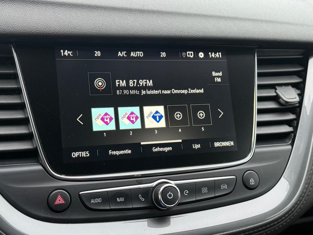 Opel Grandland X 1.6 turbo hybrid business elegance