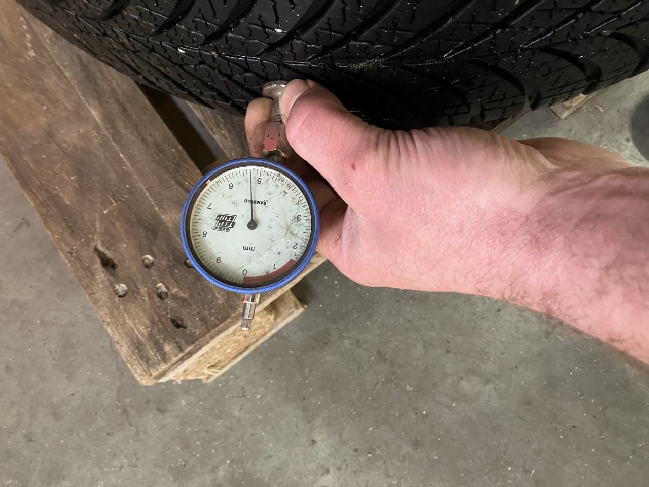 16 inch Mercedes velgenset met 4 seizoenbanden