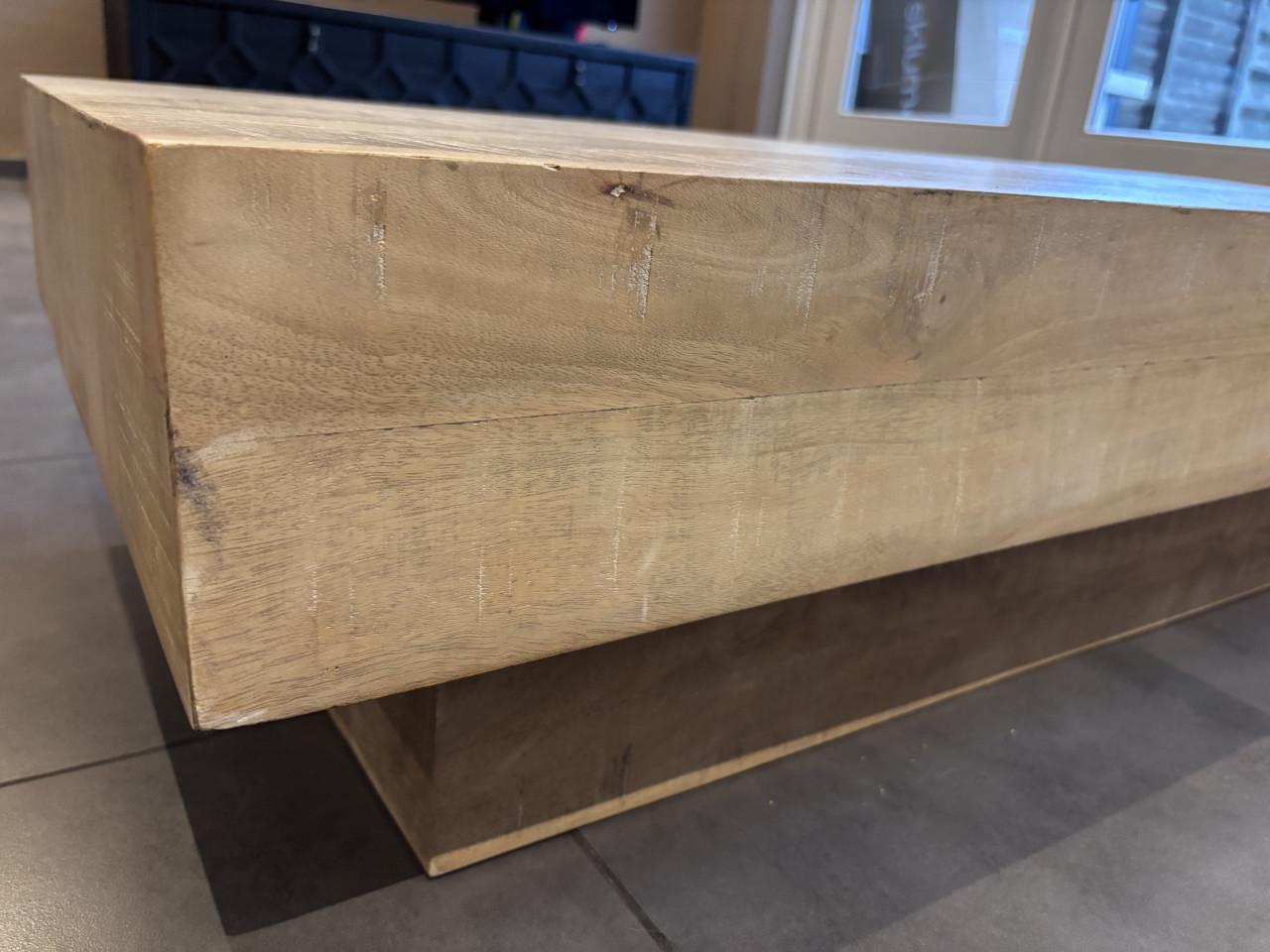 Salontafel en side table van mangohout
