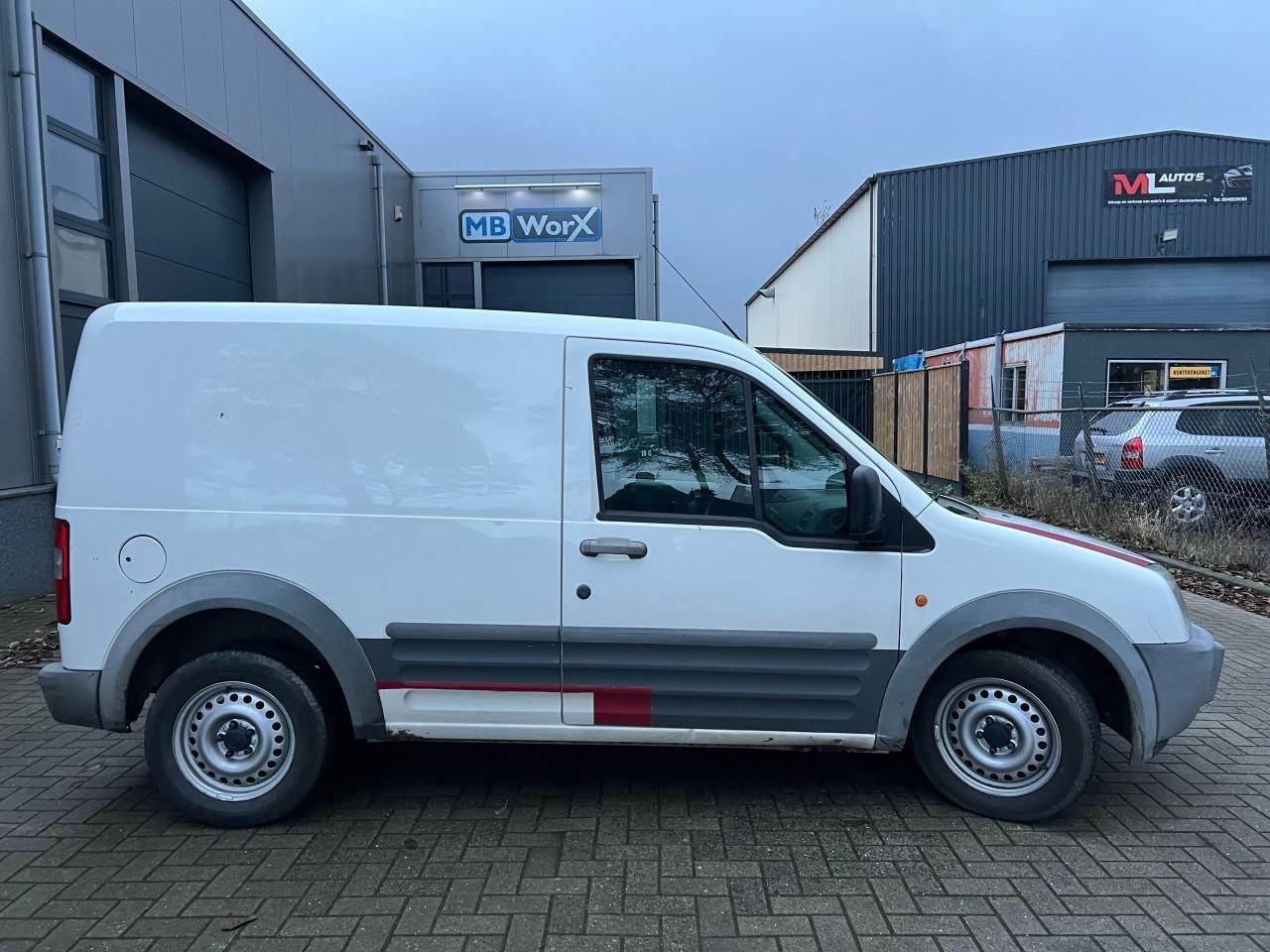Ford Transit Connect T200S 1.8TDdi 163.332 Km