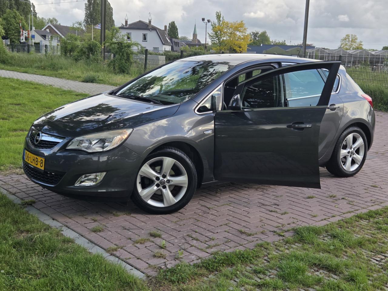 Opel Astra J 1.6 Edition | 192.297 KM |NAP | Goed onderhouden + Nette staat