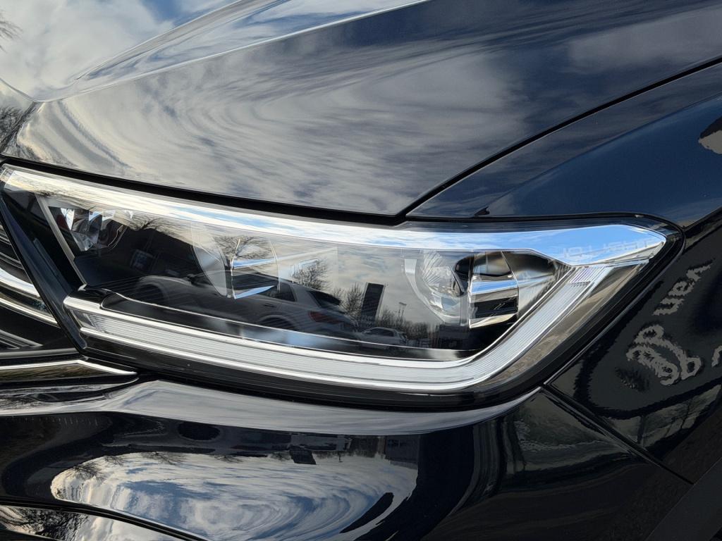 Volkswagen T-roc 1.5 tsi 150pk dsg r-line | camera | keyless | elek. achter