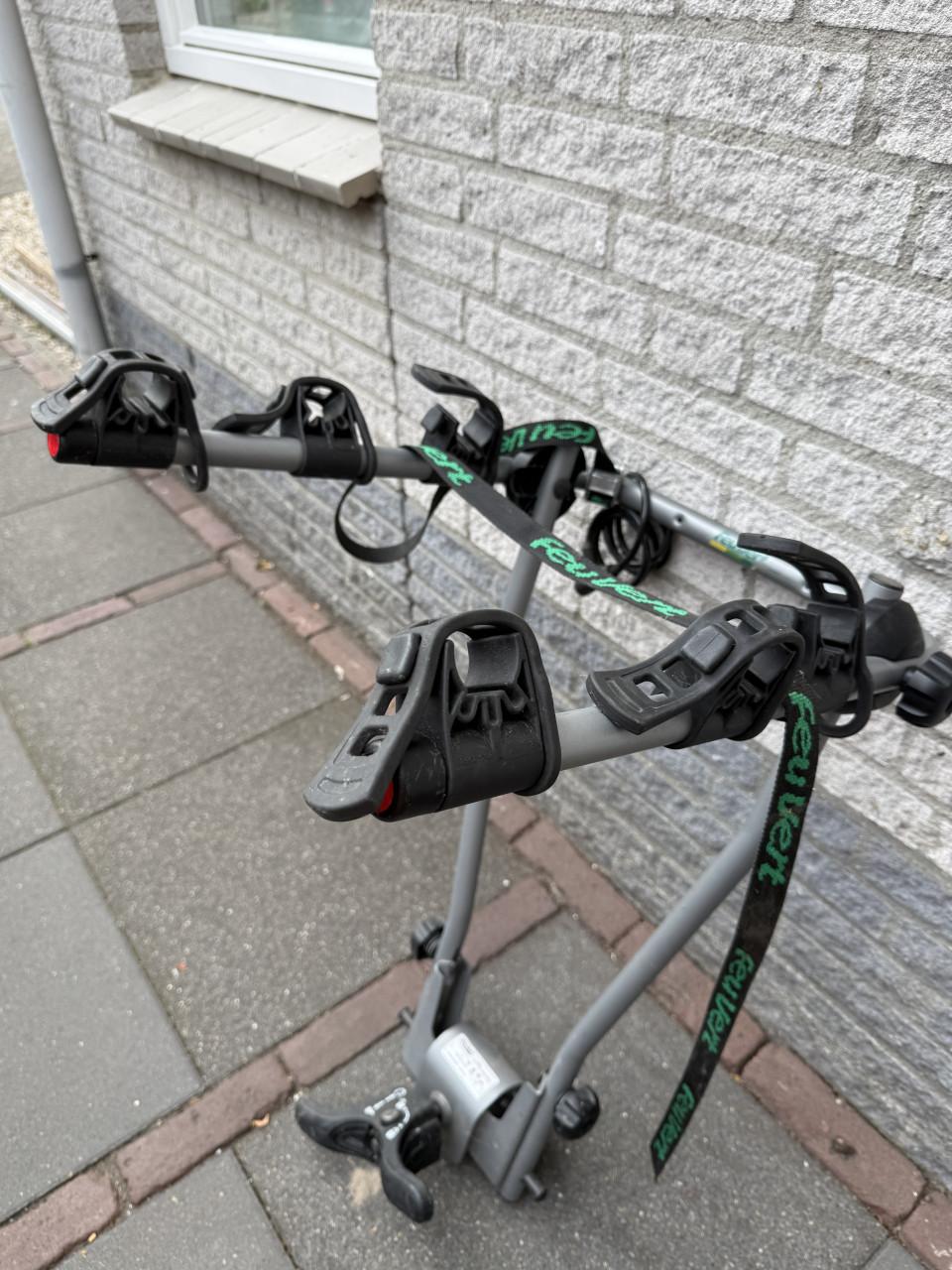 Fietsenrek Feu Vert (3 racefietsen of 2 gewone)