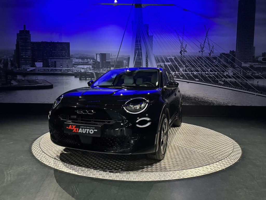 Fiat 600 1.2 hybrid 100 la prima