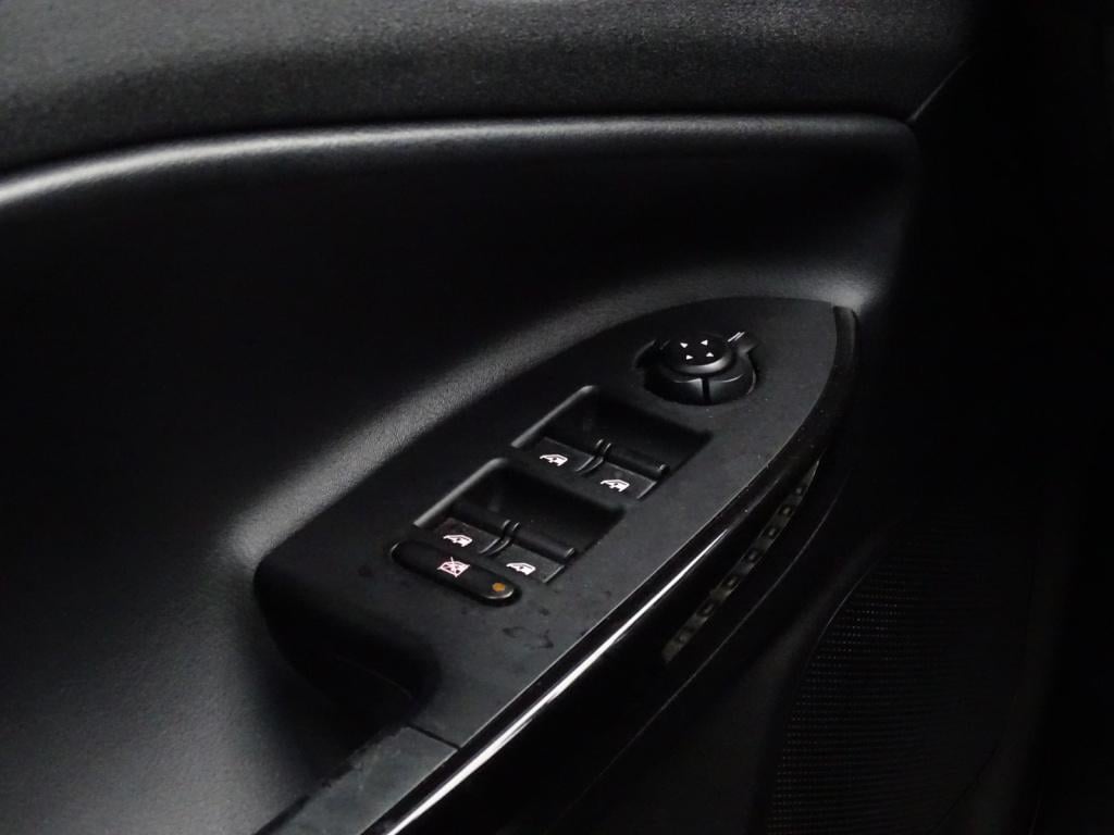 Alfa Romeo Giulietta 1.4 t distinctive 170pk automaat | bluetooth