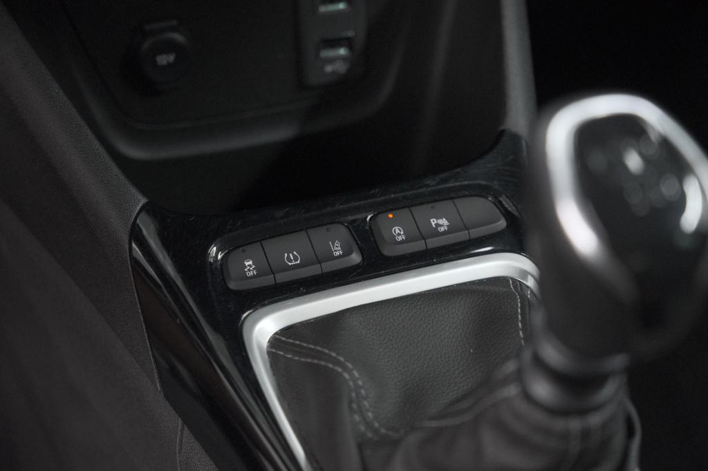 Opel Crossland X 1.2 turbo ultimate | camera | dodehoekdetectie | comfort p
