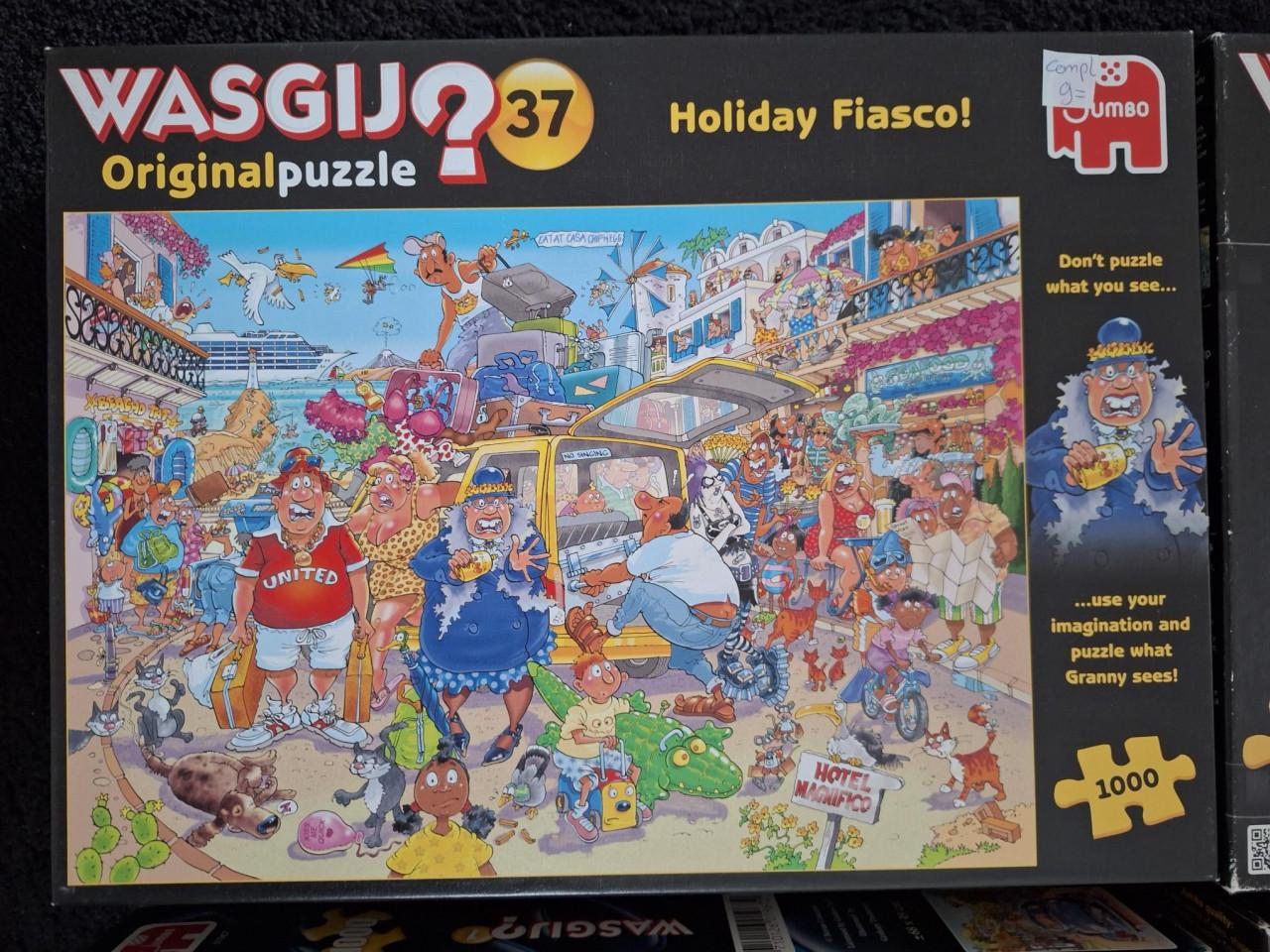Diverse Wasgij puzzels 2 stuks € 16,00