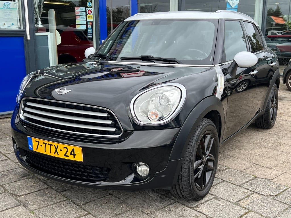 Mini Countryman mini 1.6 cooper pepper colour line black div. extra's