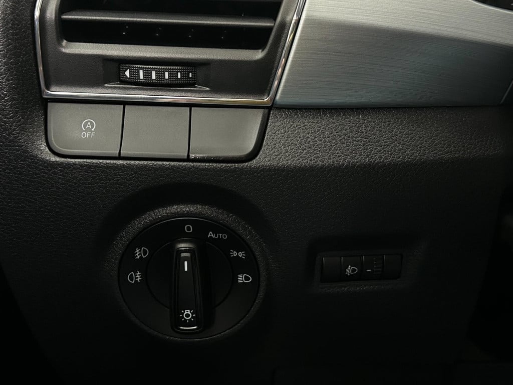 Skoda Fabia occasion | grijs | tweedehands skoda fabia | airco | stoelverwa