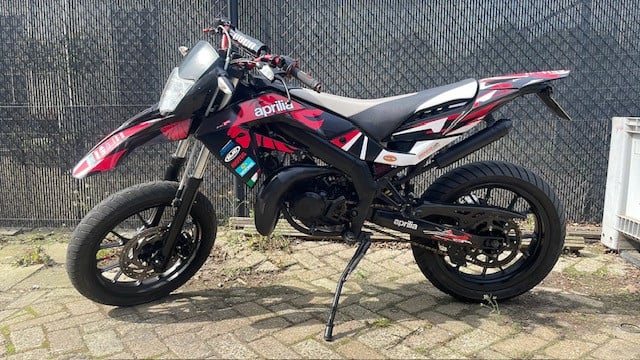 Schitterende Aprilia rx/rf limited edition yasuni uitlaat zeer gave brommer