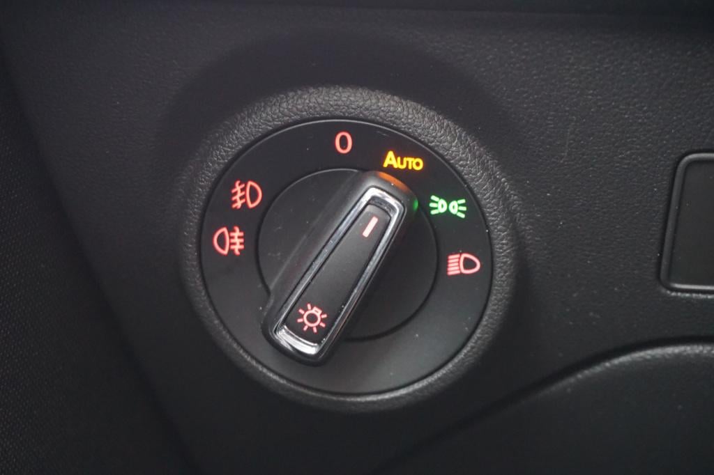 Seat Leon st 1.0 ecotsi style connect climate / navi / cruise / camera / pa