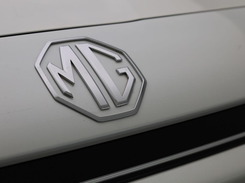 MG Hs 1.5 phev aut. luxury