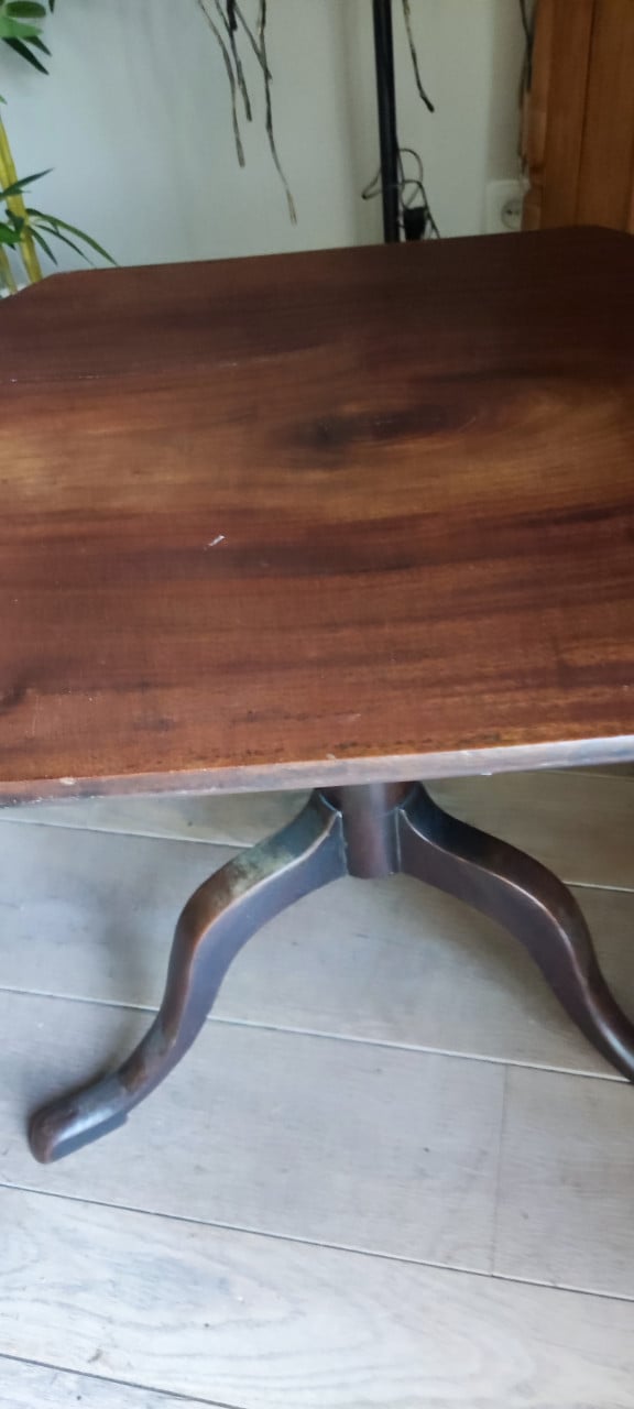 Teakhouten plantentafeltje / bijzettafeltje