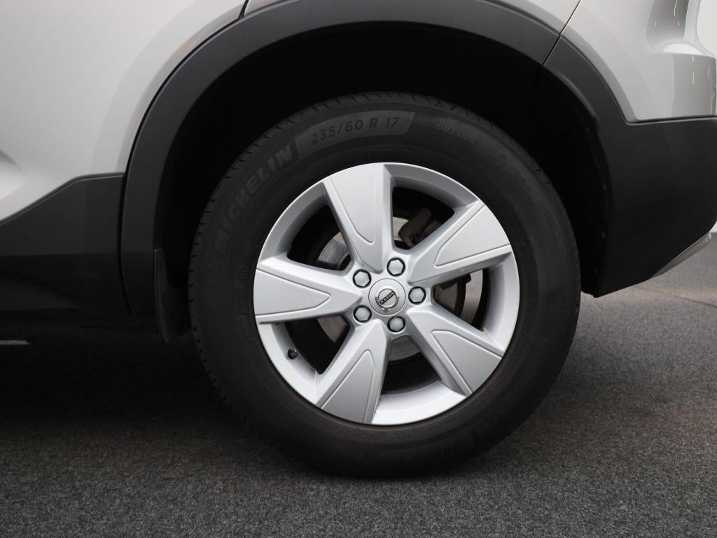 Volvo XC40 1.5 t2 essential | automaat | lmv | navigatie | virtual cockpit 