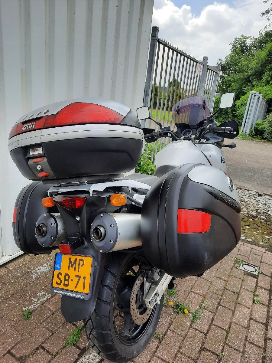 Suzuki VStrom 1000 uit 2004