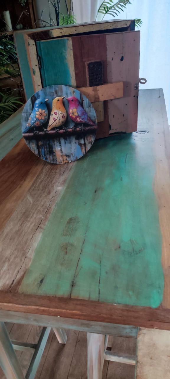 Beach-look mango/acacia bartafel met 4 idem barkrukken