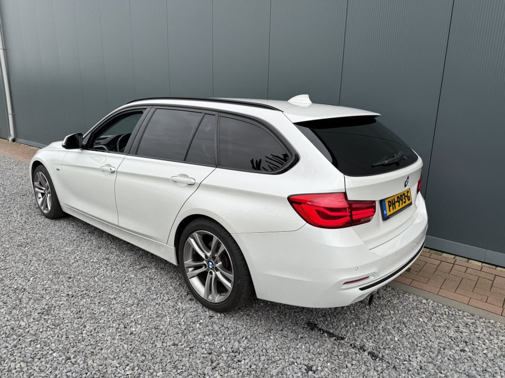 BMW 3-serie touring 318i automaat high executive sportline