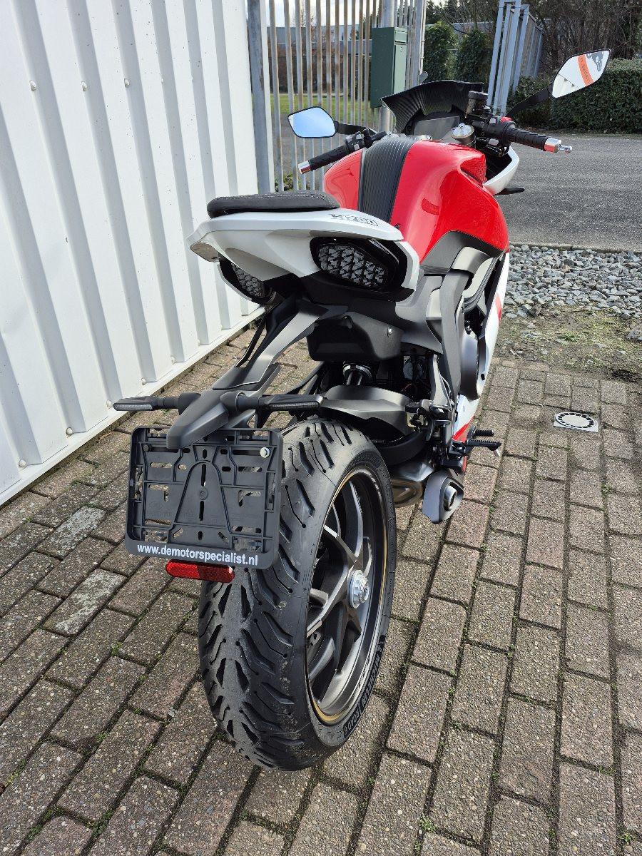 De nieuwe Mash K750 Supersport