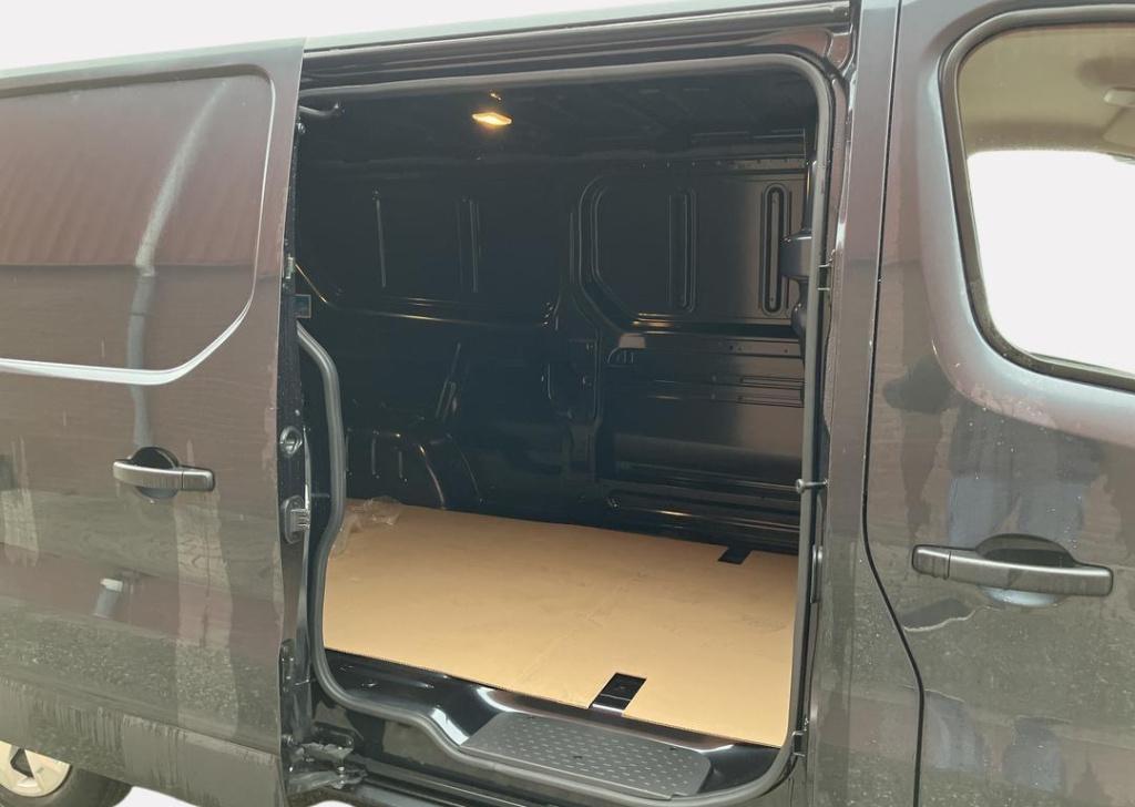 Renault Trafic 2.0 dci 130 t30 l2h1 work edition - demo / pack parking / ea