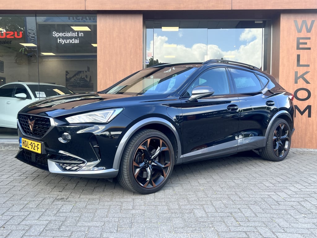Cupra Formentor 1.4 e-hybrid vz performance | 245 pk | 360 camera's | apple