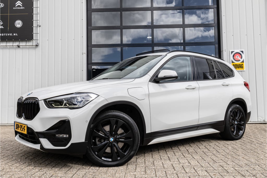 BMW X1 xdrive25e edrive sport line ✅pano✅18inch✅sportst