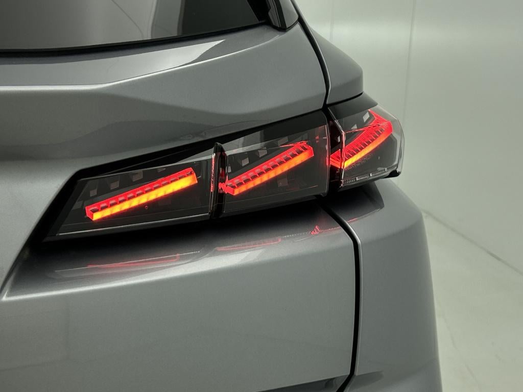 Peugeot 308 sw plug-in hybrid 225pk automaat gt | elektrische achterklep | 