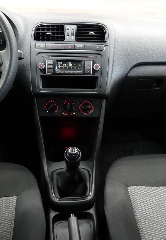 Volkswagen Polo 1.2-12v comfortline | stoelverw. | 17" | airco |
