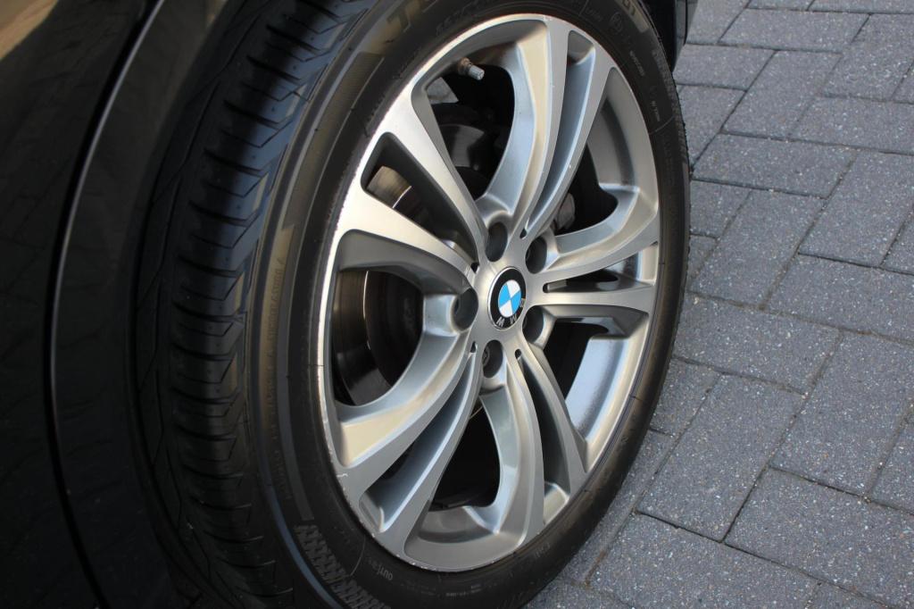 BMW X2 sdrive20i m-sport automaat - led - elek kofferklep - trekhaak - head