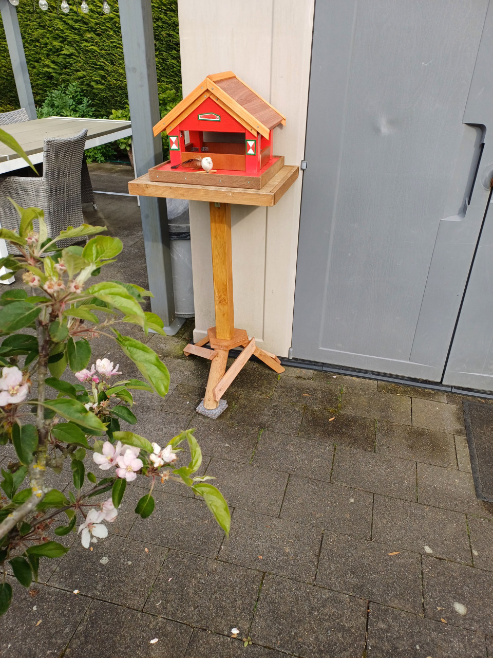 Vogelhuisjes , Nestkastjes , Voederplateaux  zie Foto's v.a 15,-