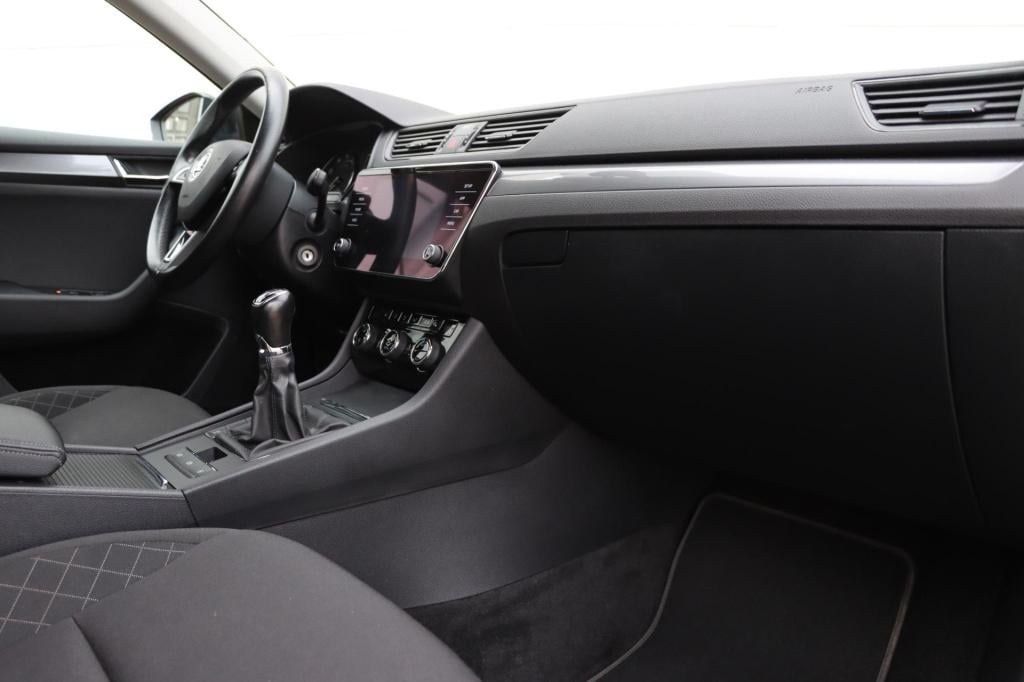 Skoda Superb combi 1.4 tsi act style business